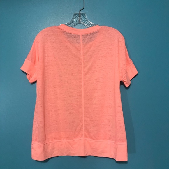 Flowery Workout Shirt - Picture 3 of 3